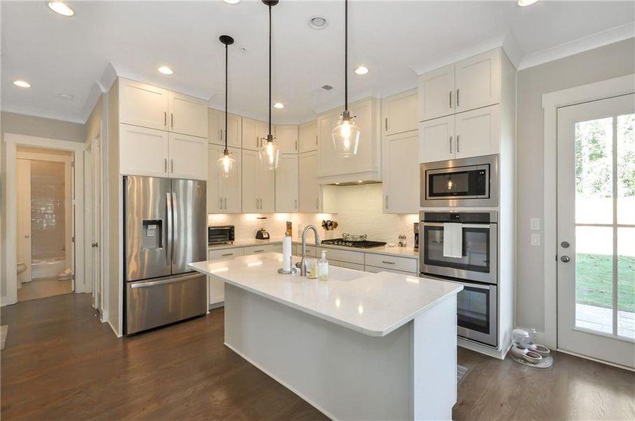 Furnished interior view inside a new home in , Woodstock (Image 8).