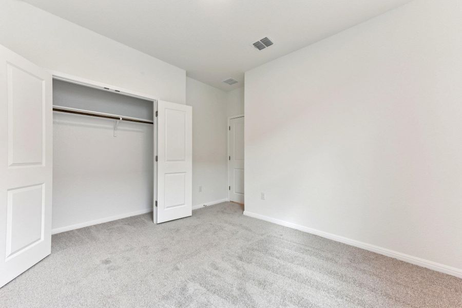 Not the actual home. Representative photo of a completed home of the same plan. Features will vary. Please confirm details with the New Home Consultant