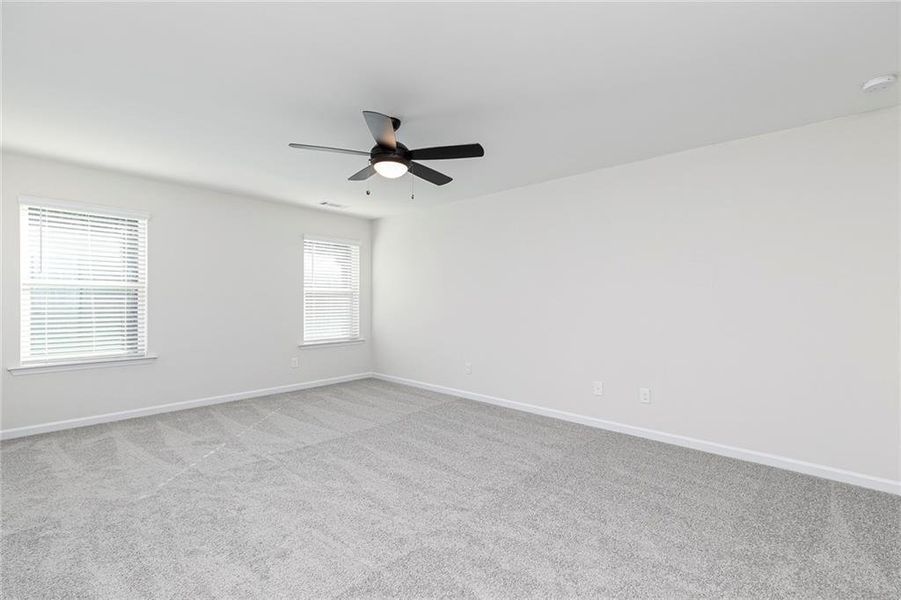 Spacious, unfurnished interior of a new home in Lake Preserve at Jackson Trail, Jefferson (Image 13).