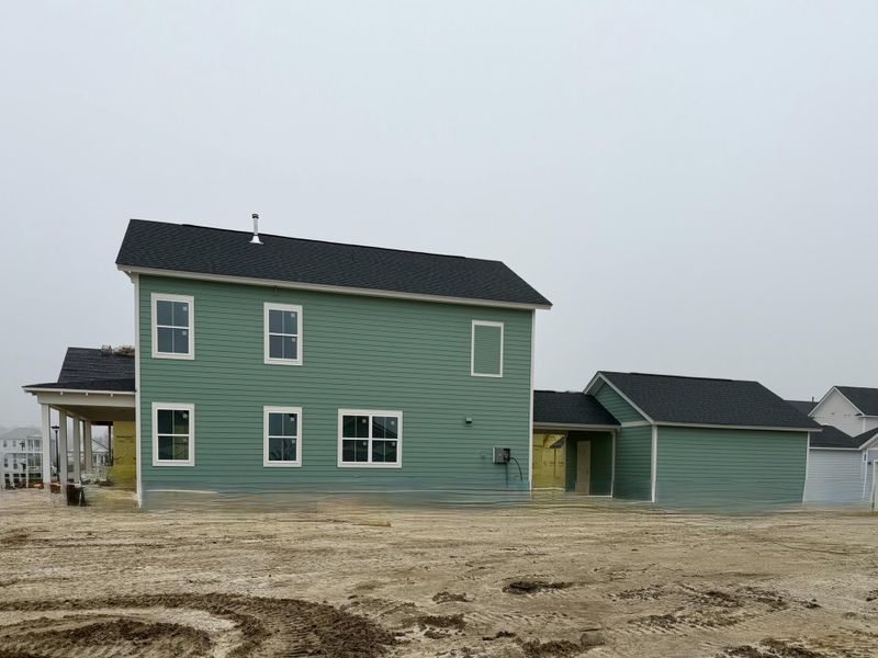 Exterior details and patio area of a home in , Summerville (Image 3).