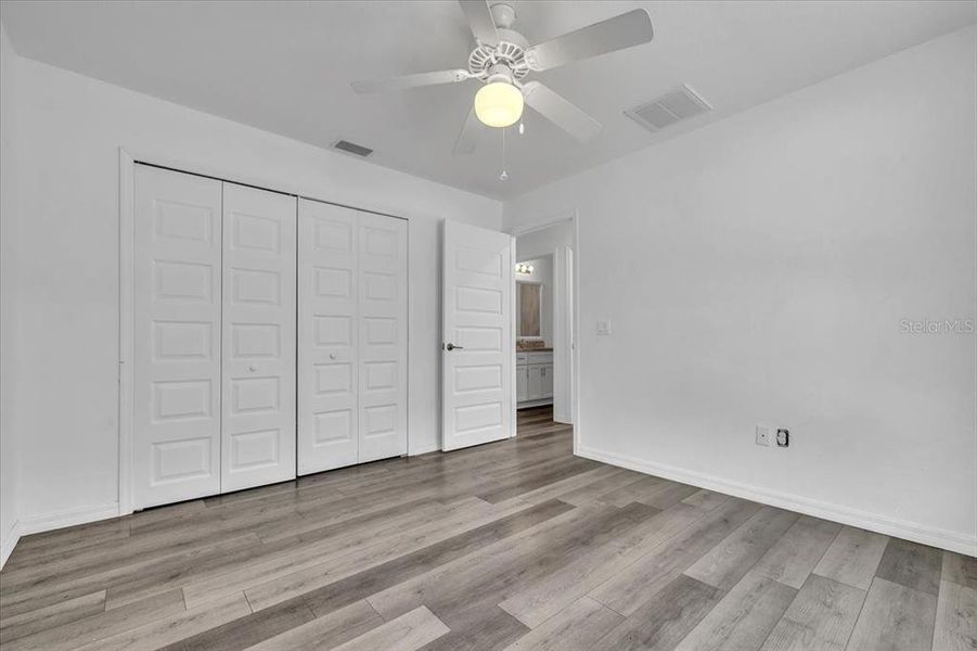Spacious, unfurnished interior of a new home in , Punta Gorda (Image 23).