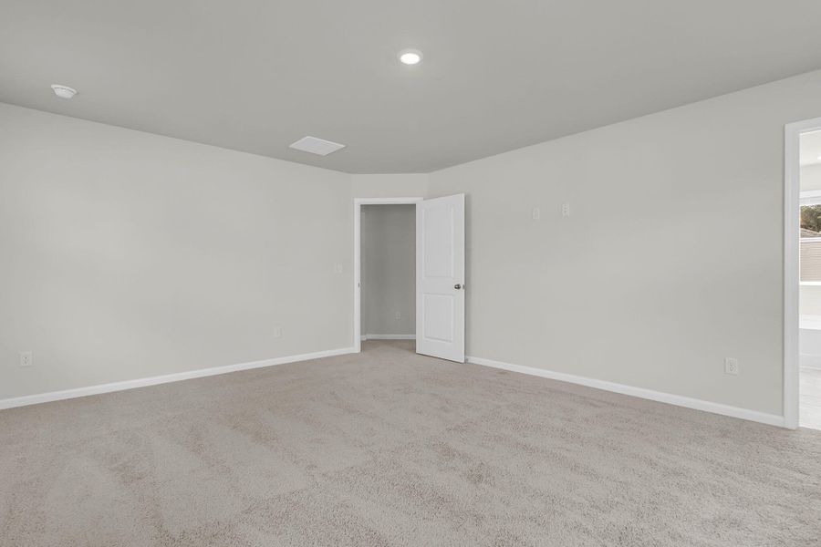 Spacious, unfurnished interior of a new home in Wildcat Chase, Summerville (Image 23). Spacious, unfurnished interior of a new home in Wildcat Chase, Summerville (Image 23).