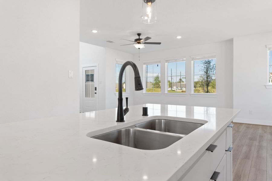 Close-up of interior finishes inside a home in Sienna, Missouri City (Image 13).