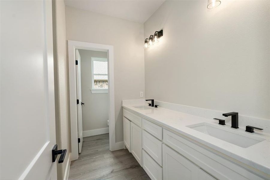 Furnished interior view inside a new home in , Mabank (Image 16).