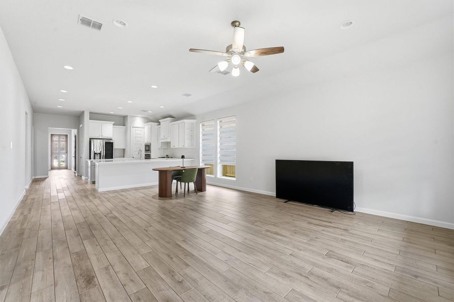 Spacious, unfurnished interior of a new home in , Humble (Image 18). Spacious, unfurnished interior of a new home in , Humble (Image 18).