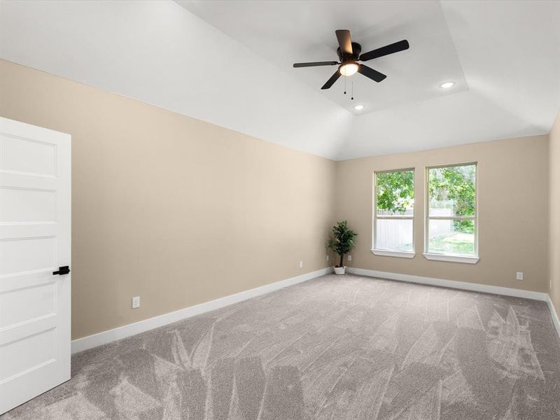 Spacious, unfurnished interior of a new home in , Arlington (Image 17).