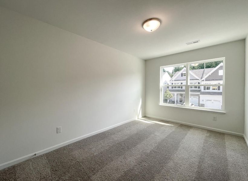 Spacious, unfurnished interior of a new home in Fairview Village Townhomes, Simpsonville (Image 17).