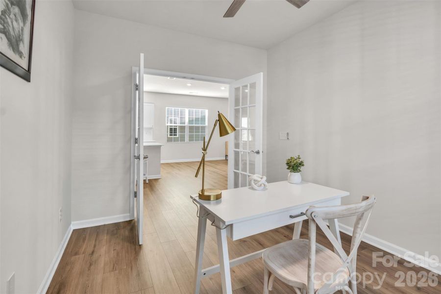Furnished interior view inside a new home in Elizabeth, Fort Mill (Image 12).