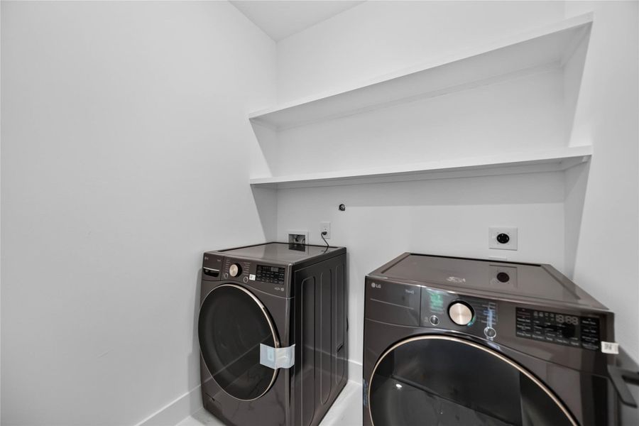 Close-up of interior finishes inside a home in , Houston (Image 20). Close-up of interior finishes inside a home in , Houston (Image 20).