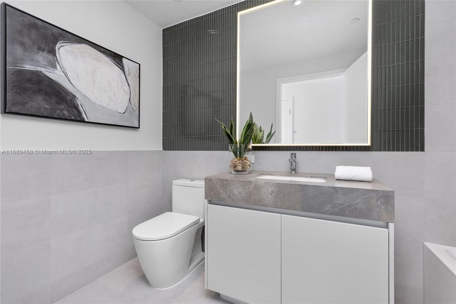 Furnished interior view inside a new home in Five Park, Miami Beach (Image 7). Furnished interior view inside a new home in Five Park, Miami Beach (Image 7).