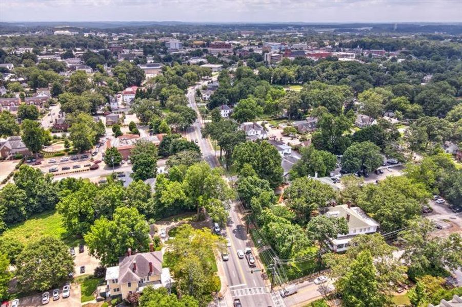 Image 25 of a home in White Post on Lake Lanier. Image 25 of a home in White Post on Lake Lanier.