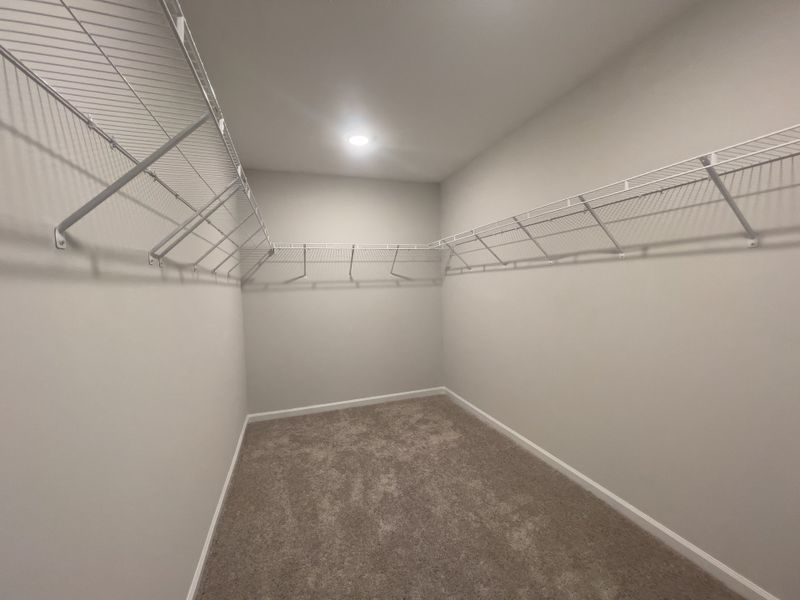 Spacious, unfurnished interior of a new home in Fairview Village Townhomes, Simpsonville (Image 13).