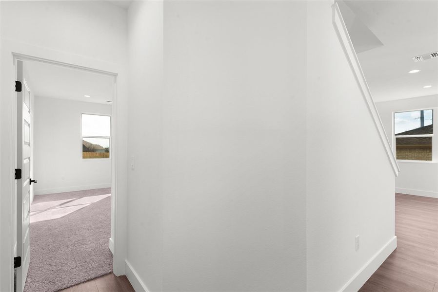 Spacious, unfurnished interior of a new home in , Burnet (Image 20).