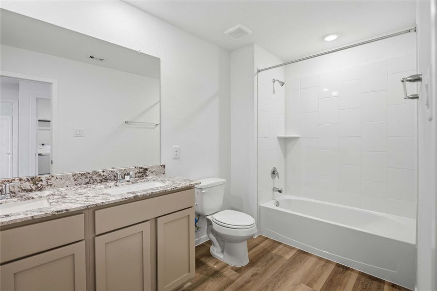 Furnished interior view inside a new home in Allison Park, Houston (Image 8).