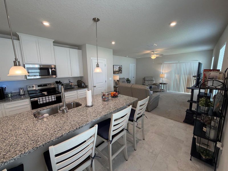 7. MLS 3030 RF Kitchen Living