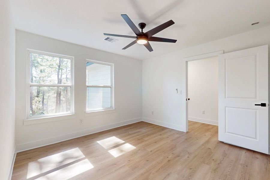 Spacious, unfurnished interior of a new home in , Bastrop (Image 25).