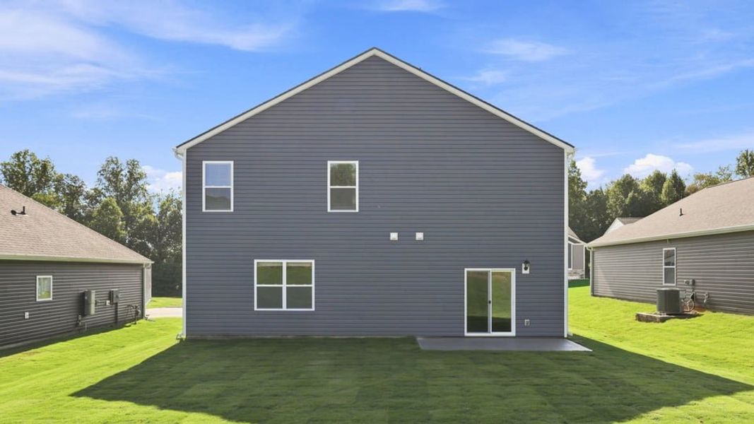 Exterior details and patio area of a home in Chestnut Ridge, Greenville (Image 3).