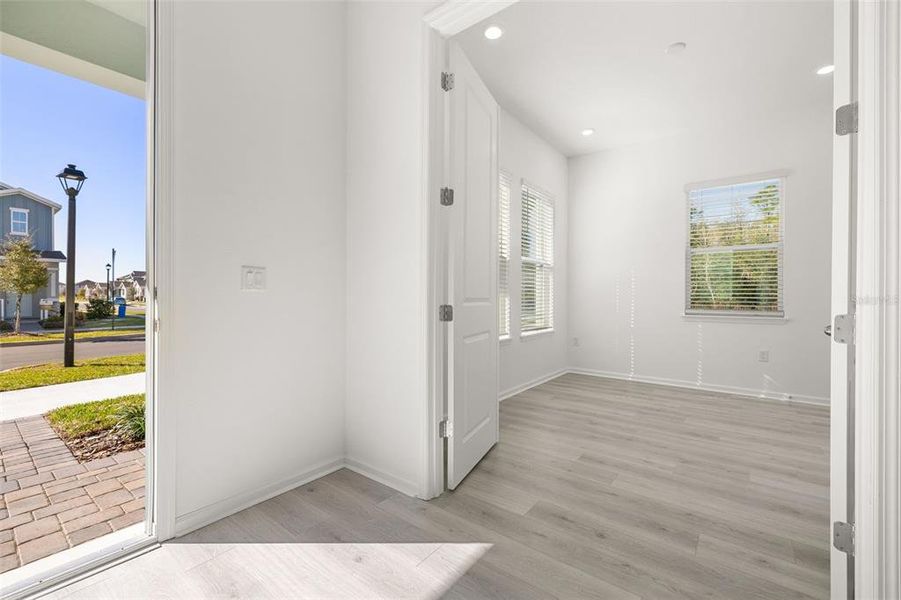 Spacious, unfurnished interior of a new home in Serenade at Ovation, Winter Garden (Image 23).