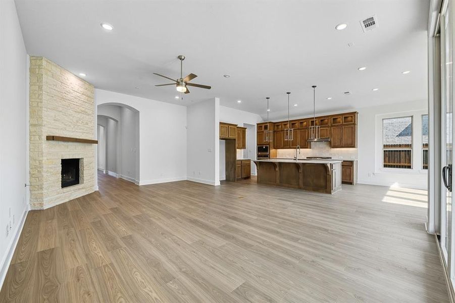 Spacious, unfurnished interior of a new home in Wildflower Ranch: Artisan Series - 60ft. lots, Dish (Image 23). Spacious, unfurnished interior of a new home in Wildflower Ranch: Artisan Series - 60ft. lots, Dish (Image 23).