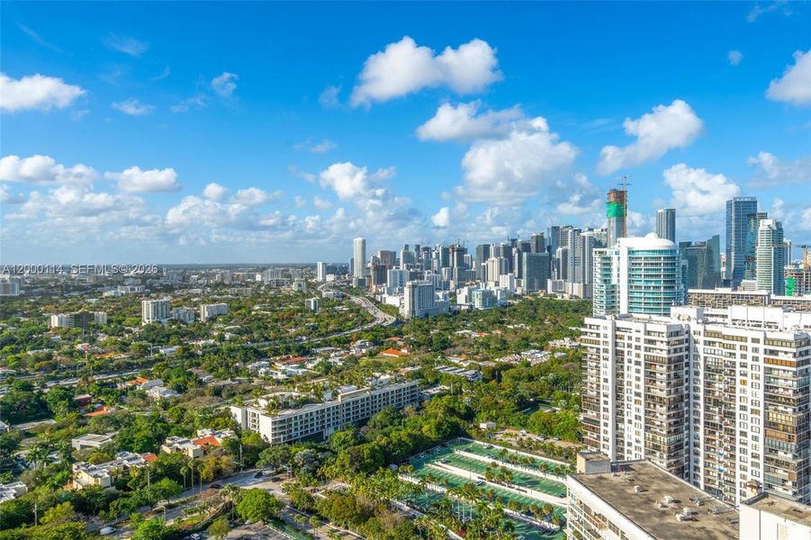 Condo located in Miami, FL showcasing its design and architecture (Image 36). Condo located in Miami, FL showcasing its design and architecture (Image 36).