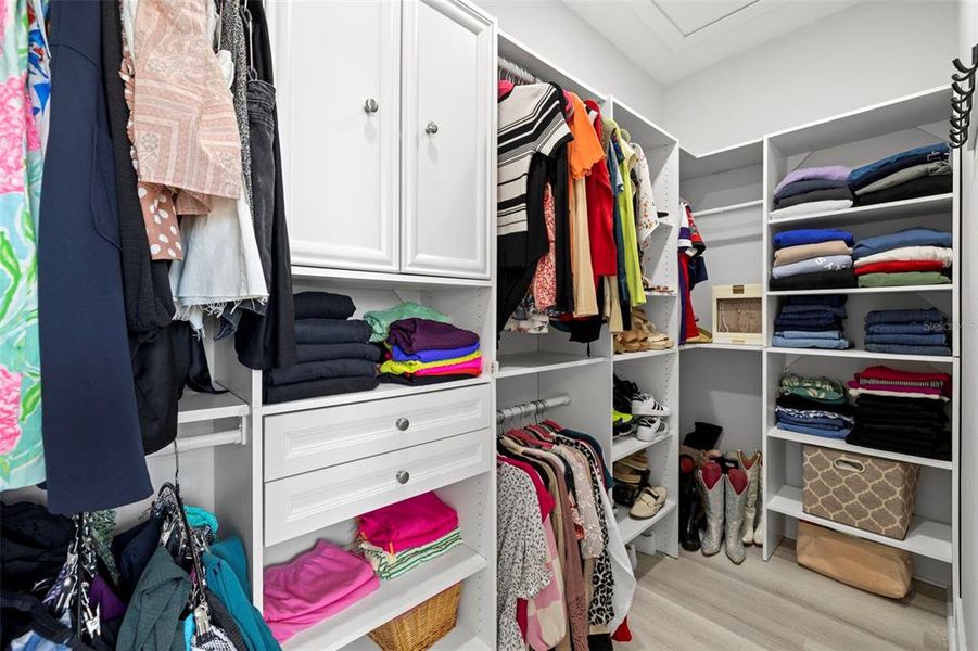 Image 28 of a home in .