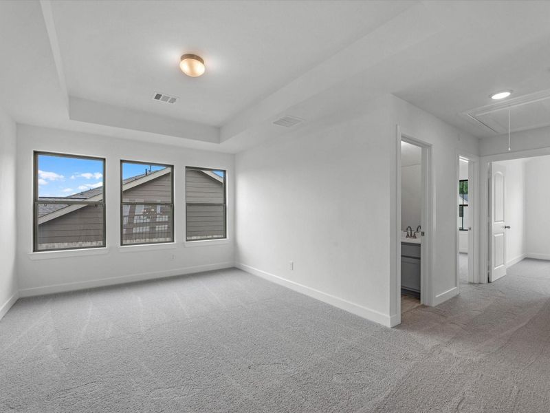 Representative image. Features, specifications, selections and colors may vary.