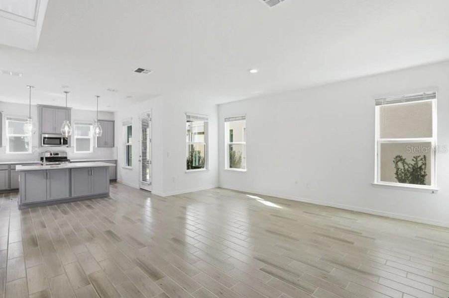 Spacious, unfurnished interior of a new home in Harvest at Ovation, Winter Garden (Image 12). Spacious, unfurnished interior of a new home in Harvest at Ovation, Winter Garden (Image 12).