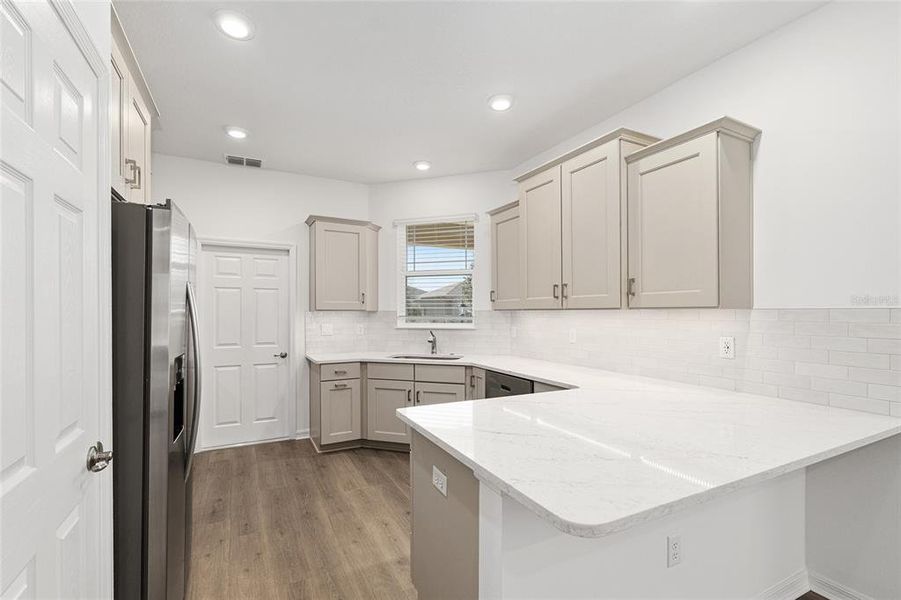 Furnished interior view inside a new home in , Ocala (Image 7).