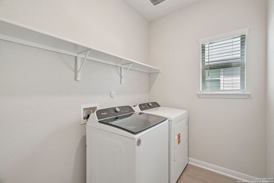 Furnished interior view inside a new home in Legendary Trails - Classic Series, Cibolo (Image 16). Furnished interior view inside a new home in Legendary Trails - Classic Series, Cibolo (Image 16).
