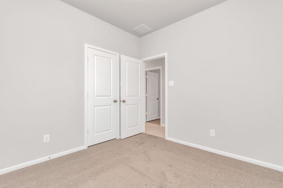 Spacious, unfurnished interior of a new home in Montgomery Ridge: Landmark Collection, Montgomery (Image 14). Spacious, unfurnished interior of a new home in Montgomery Ridge: Landmark Collection, Montgomery (Image 14).