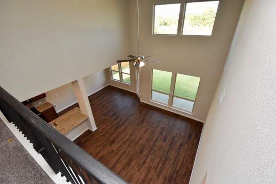 Image 19 of a home in Courts Of Bonnie Brae. Image 19 of a home in Courts Of Bonnie Brae.