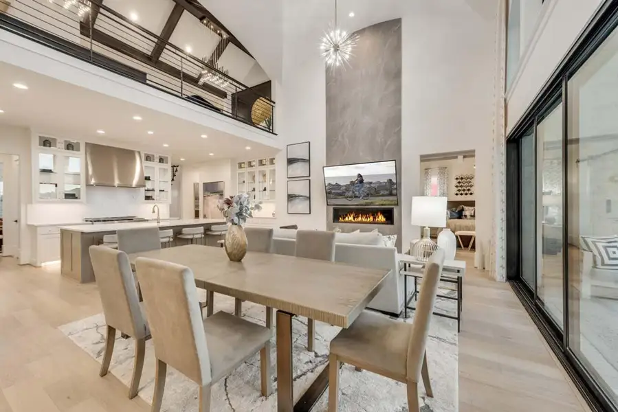 Representative furnished interior of a home built from the Grand Silverleaf by Grand Homes in Grand Oaks, Celina (Image 7).