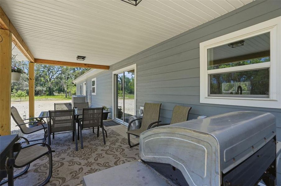 Exterior details and patio area of a home in , Homosassa (Image 28). Exterior details and patio area of a home in , Homosassa (Image 28).