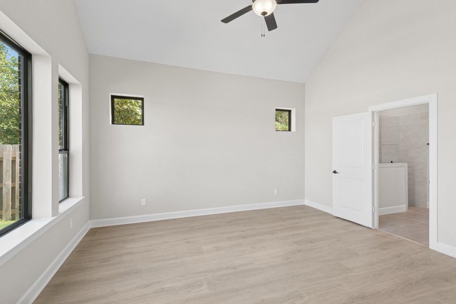 Spacious, unfurnished interior of a new home in Colton 45' Homesites, Todd Mission (Image 30).