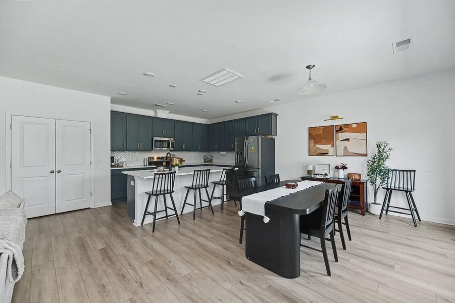 Furnished interior view inside a new home in Parker's Preserve, Ridgeville (Image 8).