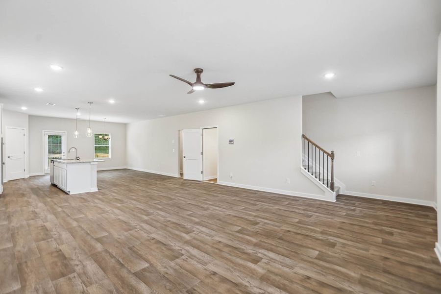 5br New Home in Fairburn, GA. - Slide 5 5br New Home in Fairburn, GA. - Slide 5