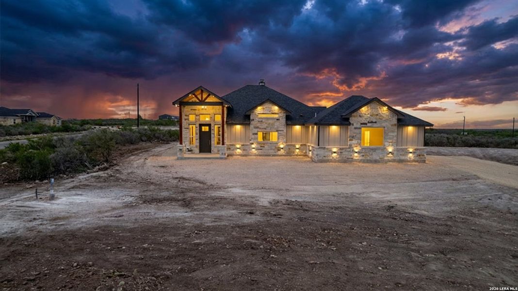 Image 48 of a home in .