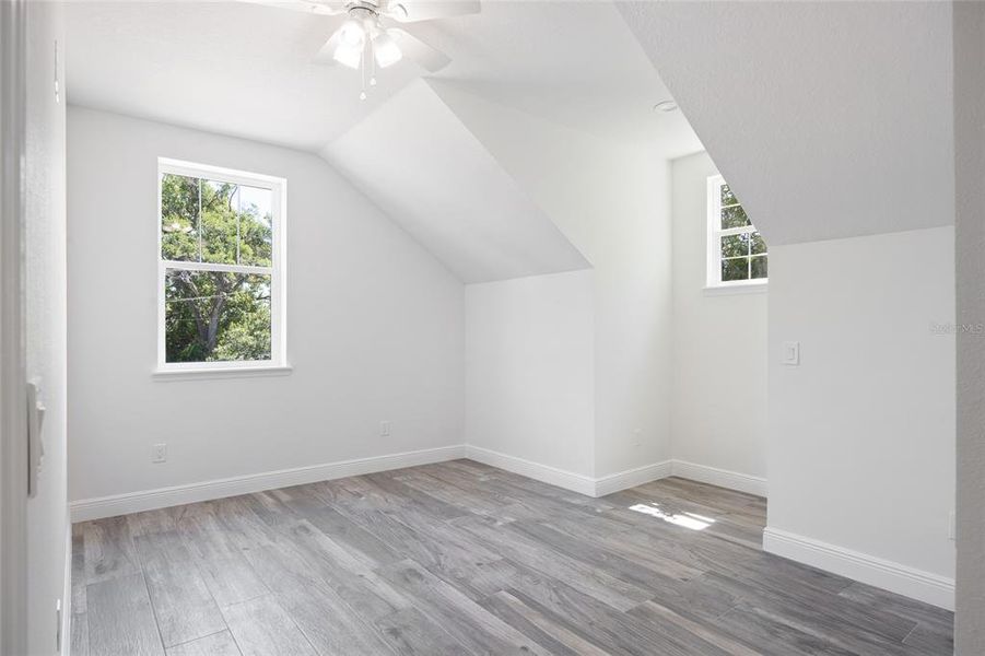 Spacious, unfurnished interior of a new home in , Plant City (Image 19).