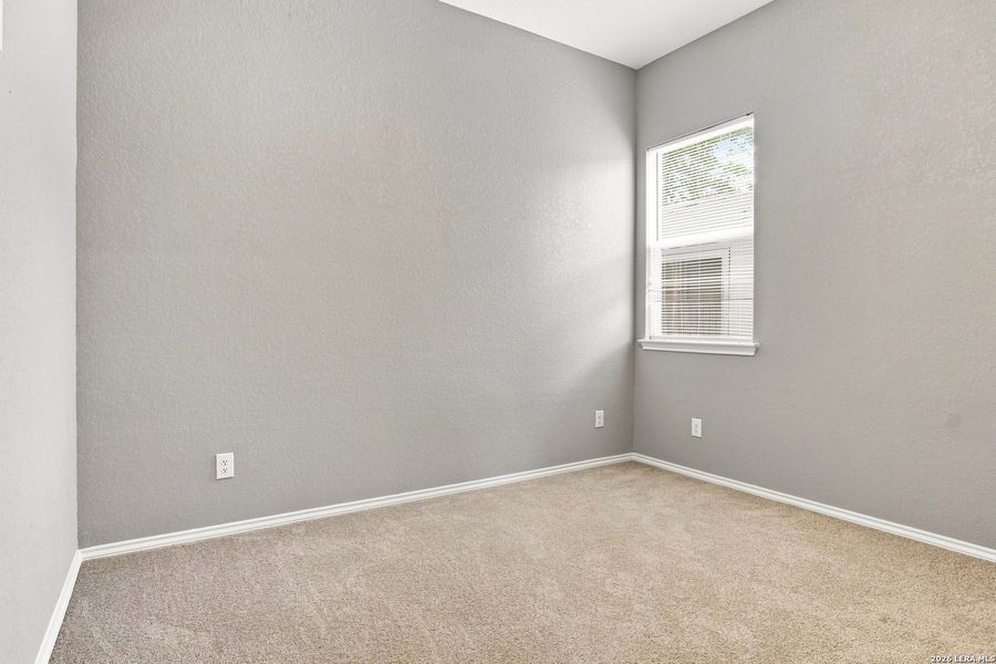 Spacious, unfurnished interior of a new home in , San Antonio (Image 11).