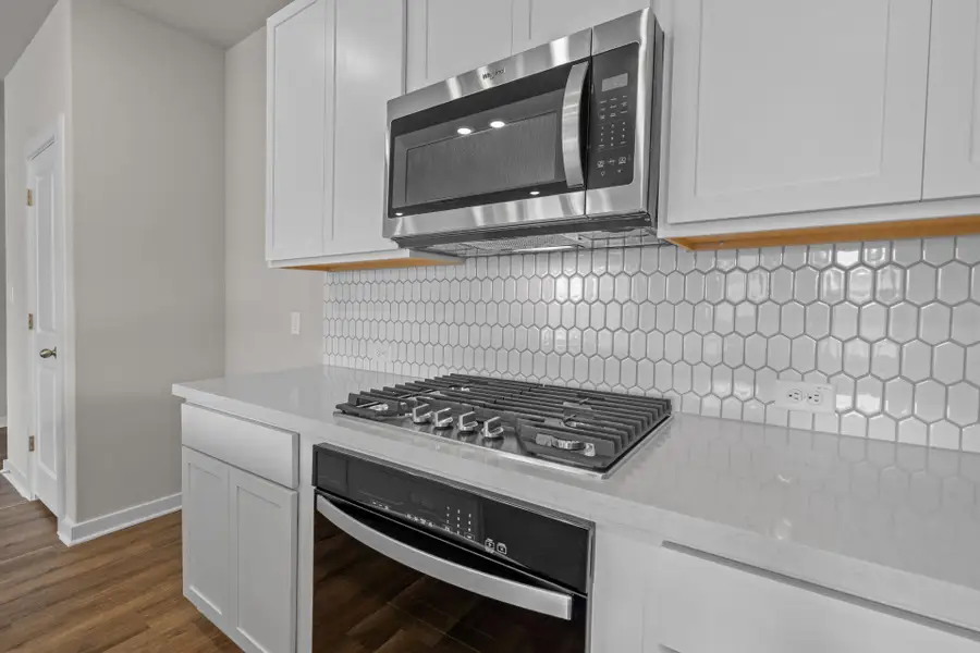 Beautiful finishes in Light & Bright Kitchen