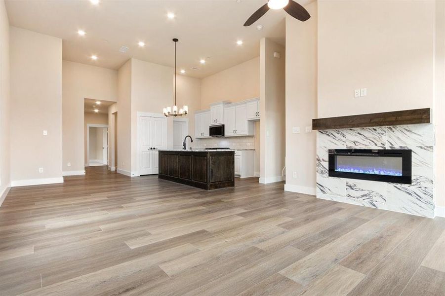 009-12520AudubonTrail-Rowlett-TX-75089-Living.jpg-SMALL 009-12520AudubonTrail-Rowlett-TX-75089-Living.jpg-SMALL