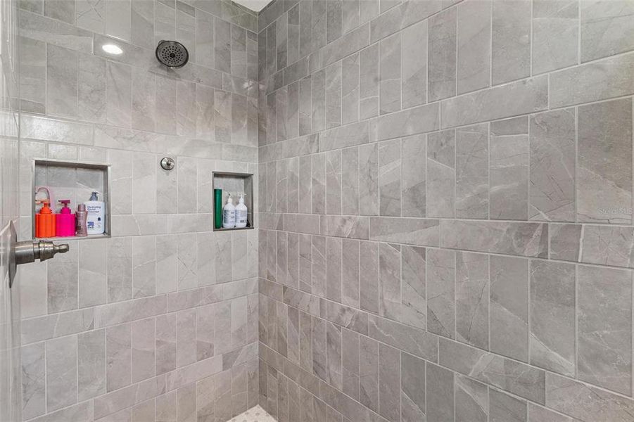 Close-up of interior finishes inside a home in , Lady Lake (Image 20).