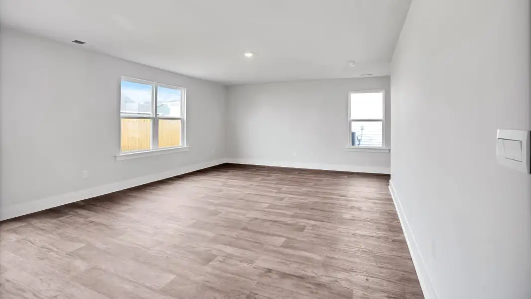 Spacious, unfurnished interior of a new home in Saltgrass Landing, Winnabow (Image 15).