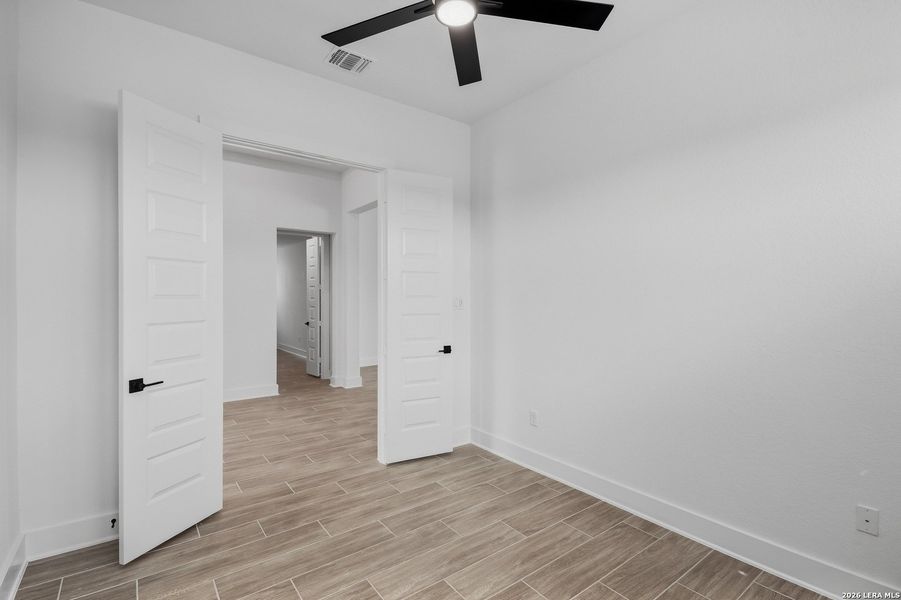 Spacious, unfurnished interior of a new home in The Reserve at Potranco Oaks, Castroville (Image 19). Spacious, unfurnished interior of a new home in The Reserve at Potranco Oaks, Castroville (Image 19).
