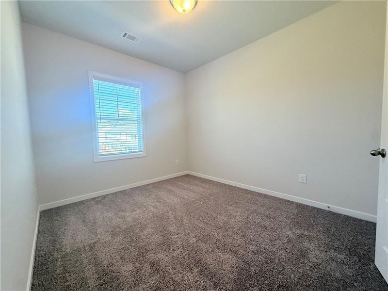 Spacious, unfurnished interior of a new home in Ponderosa Farms Estates, Gainesville (Image 18).