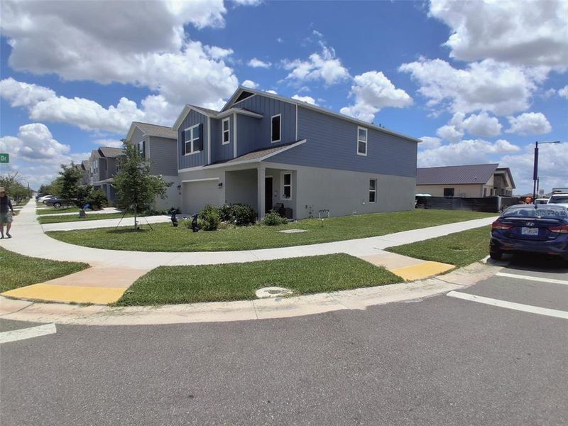 Image 56 of a home in Hunt Club Groves.