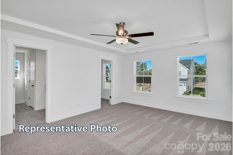 Spacious, unfurnished interior of a new home in Caldwell Forest, Charlotte (Image 17).