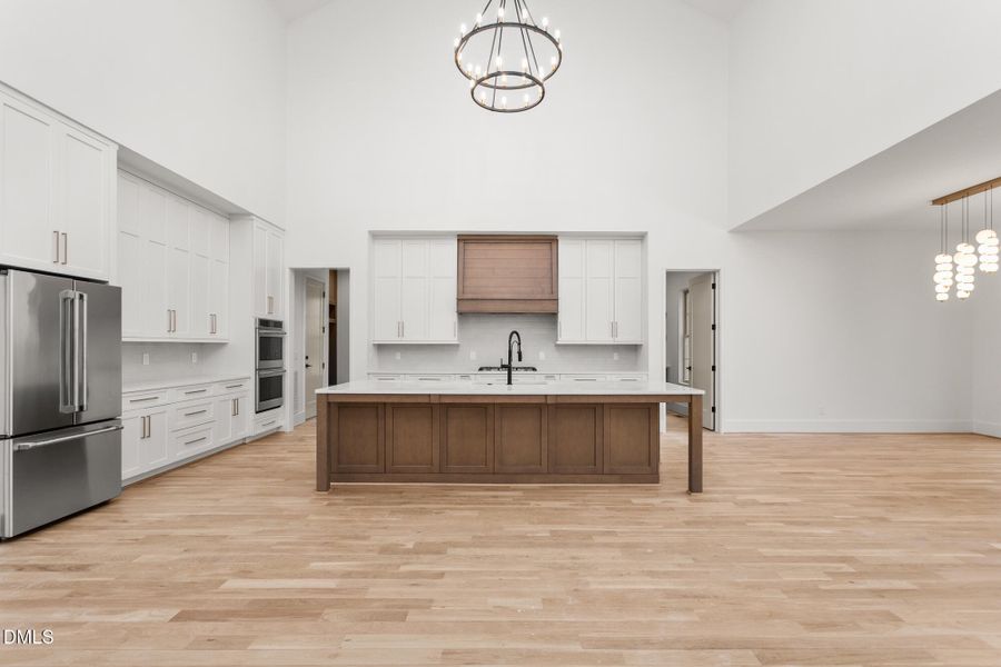 1150 Lochshire Drive-14