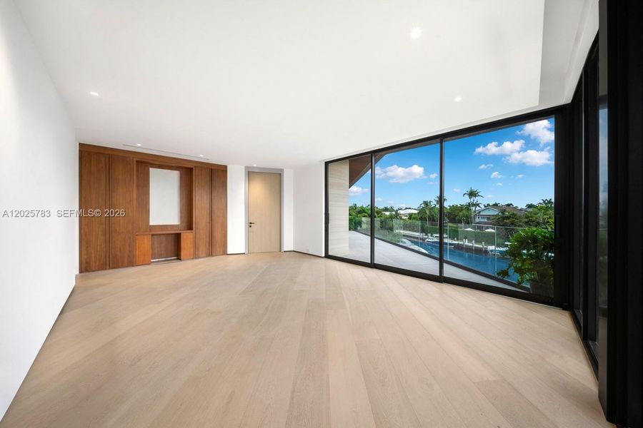 Spacious, unfurnished interior of a new home in , Coral Gables (Image 58). Spacious, unfurnished interior of a new home in , Coral Gables (Image 58).