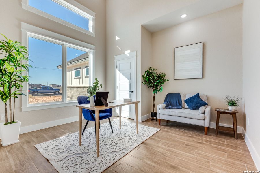 Furnished interior view inside a new home in , La Vernia (Image 32). Furnished interior view inside a new home in , La Vernia (Image 32).
